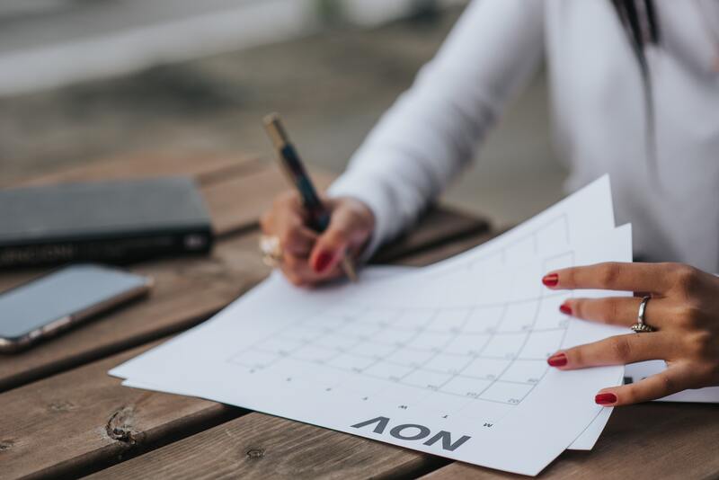 Como construir um calendário sazonal para a sua loja?
